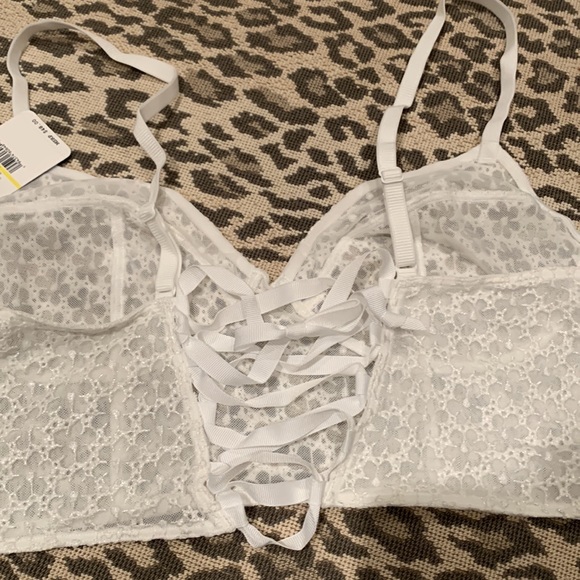 FREE PEOPLE INTIMATELY LONGLINE LACE APPLIQUÉ OVER NETTING BRALETTE LACED BACK M - Picture 7 of 12